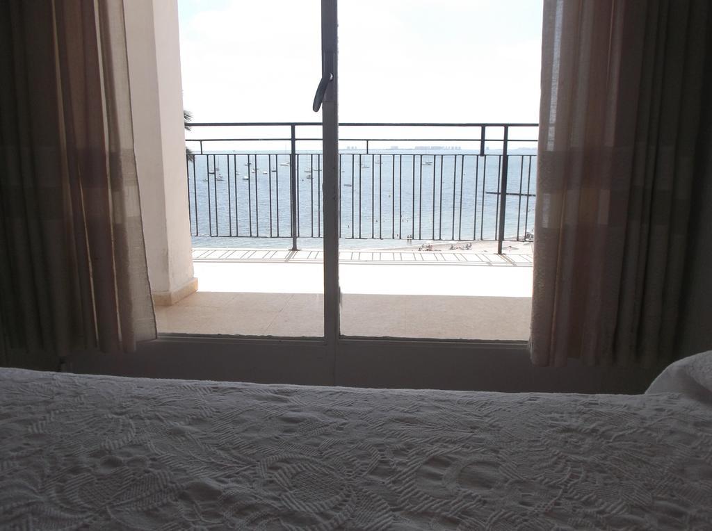 Hotel Lido سانتياغو دي لا ريبيرا الغرفة الصورة