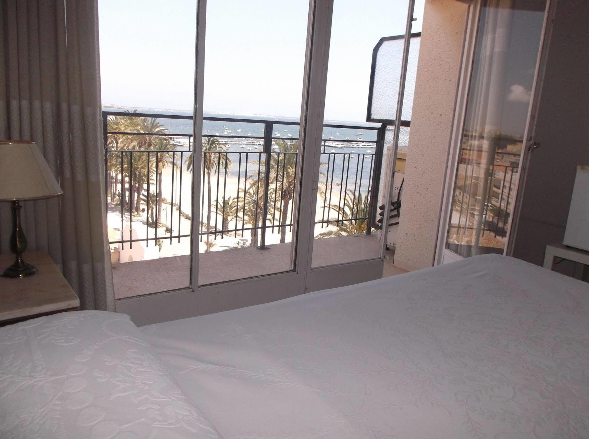 Hotel Lido سانتياغو دي لا ريبيرا المظهر الخارجي الصورة